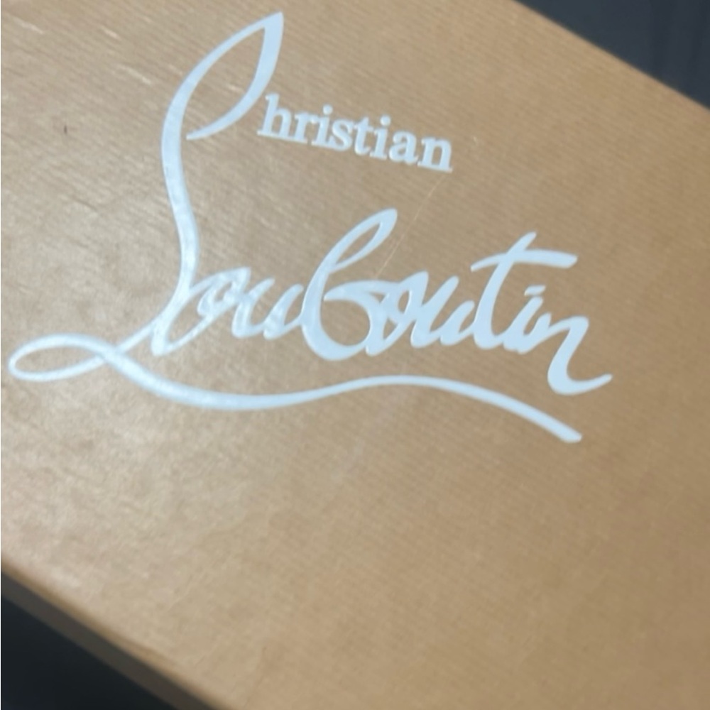 “Hot Chick” style Christian Louboutin